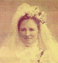 Photo of photos/Mary Ross McNaughton (wife of Neil Innes McLennan) portrait